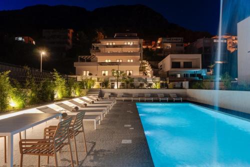 Holiday Resort Almissum - Luxury 11-bedroom villa