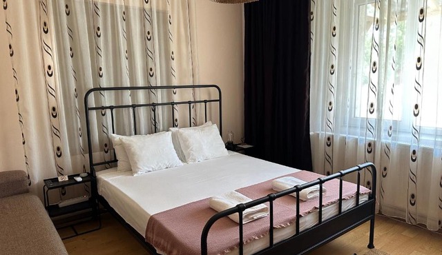 Home and Garden EuroVelo 6 in Calarasi