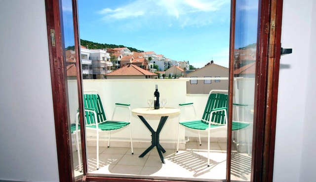 Homerez - Nice appartement for 5 ppl. at Tisno