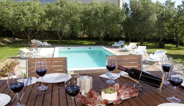 Homerez - Villa 3 km away from the beach for 9 ppl. with swimming-pool at Solin