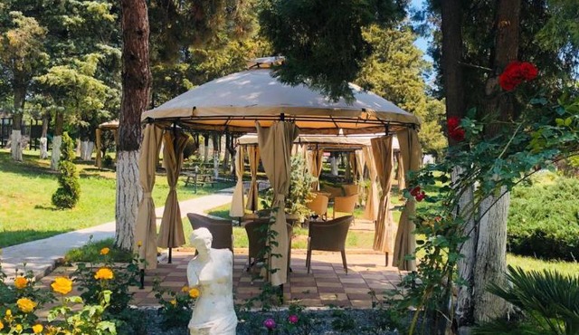 Hotel Corina in Venus