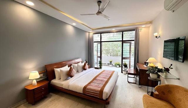 HOTEL GROVE RESIDENCY in New Delhi