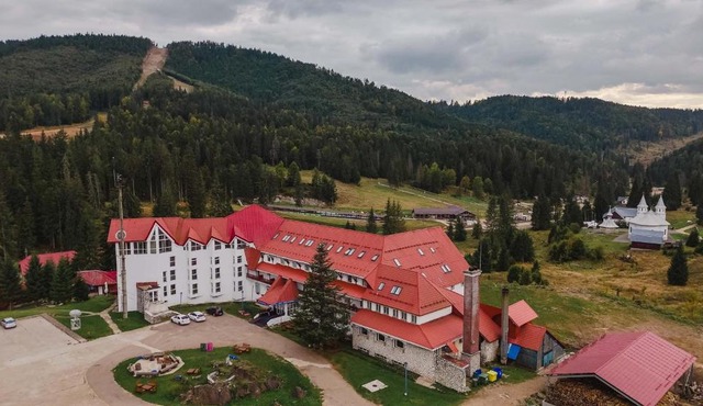 Hotel Iadolina in Budureasa