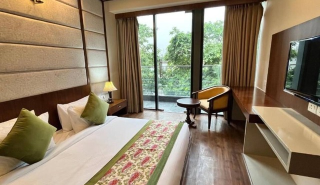 Hotel IP Royal By Qotel in New Delhi