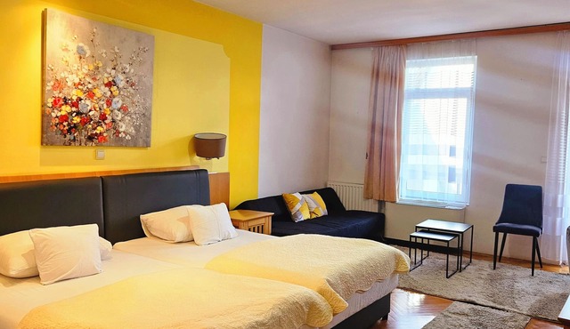 HOTEL MILLENNIUM