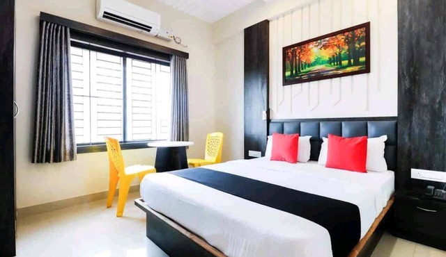 HOTEL PLAZA AVENUE in Mangaluru