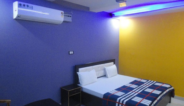 Hotel Shaurya in Chūharpur