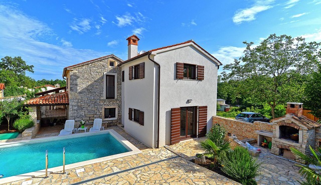 House 682/1609 (Istria - Svetvinčenat), 25000m from the beach