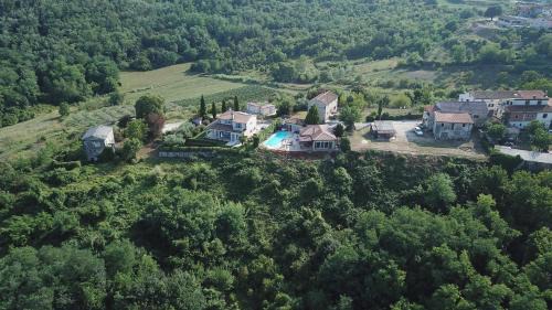 House Lunja