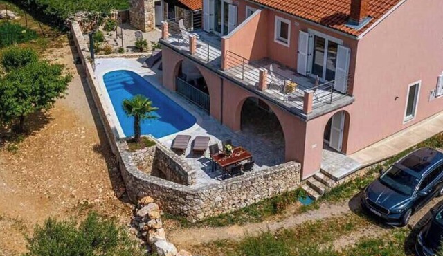 House Mali Raj