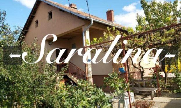 House Saralina with garden next to tokbarshe and germi in Prishtinë