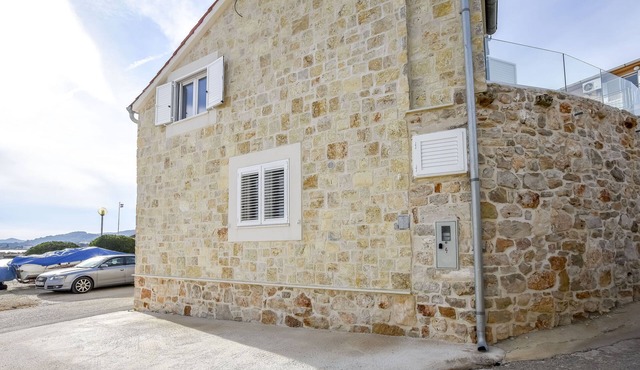 House Sea Stone (99651-K1) - Dobropoljana