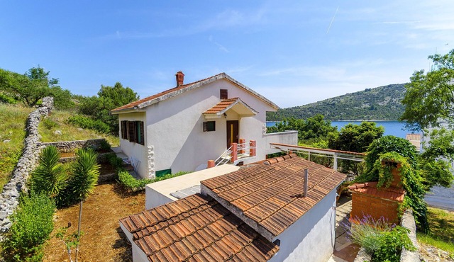 House Stella (17901-K1) - Vinisce