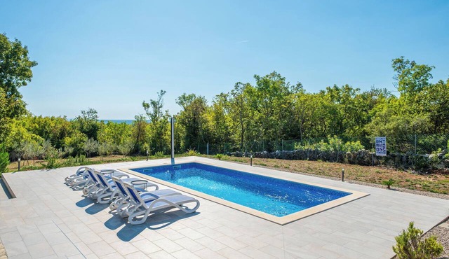 House Trget (91781-K1) - Trget in Trget
