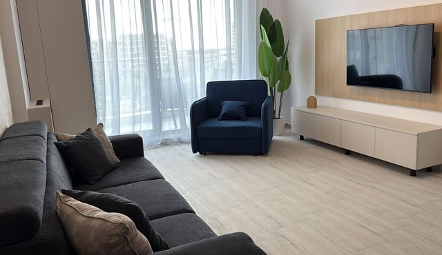 Hubix Suites | Casa del Mar C1-47 | View in Mamaia