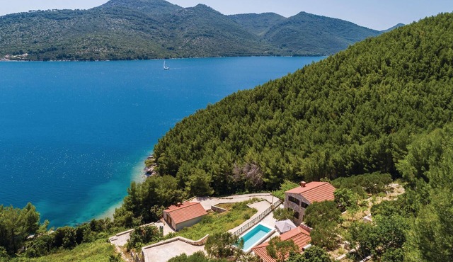 If you are still looking for something special in our offer, this beautiful vacation home with pool in Ston