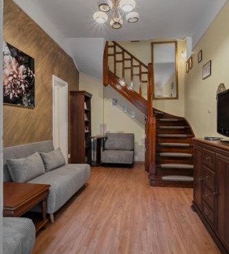 Interbelic Villa near Old Town in Bucharest