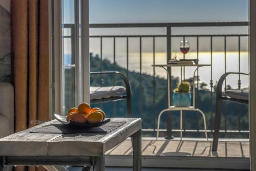 Izabela apartment with swimming pool in Babino Polje