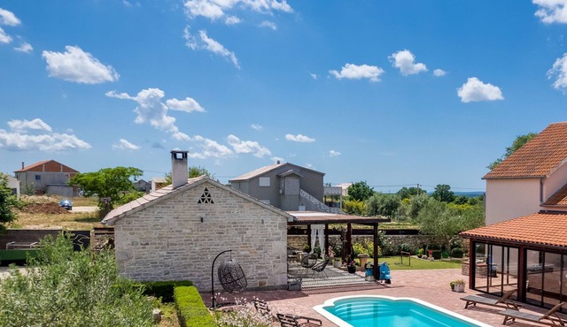 Josip & Mia by Interhome