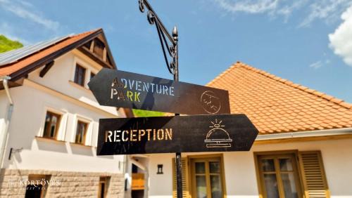 Körtövés Guest Village in Vîrghiş