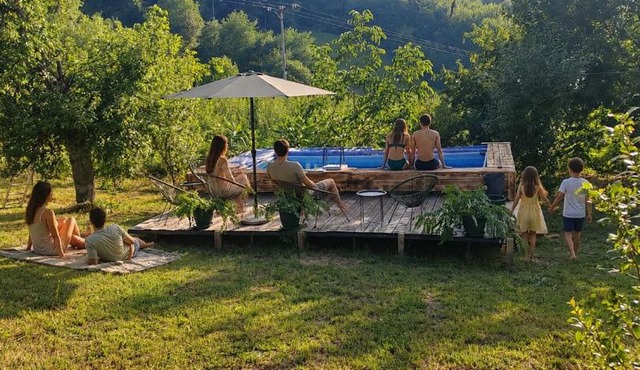 Konak ispod Subjela in Ševrljuge