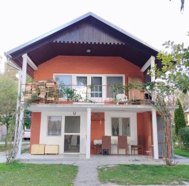 Kuća za odmor River House