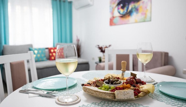 L&R Boutique Apartment in Oţelu Roşu