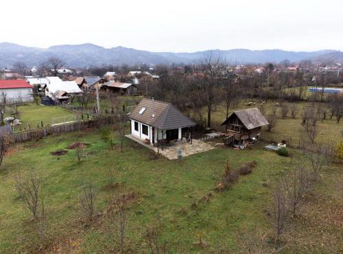 La Brebu 102 in Brebu Mînăstirei