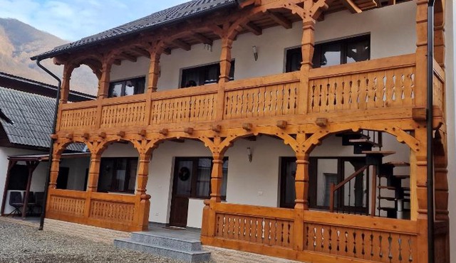 La Mona in Birsana