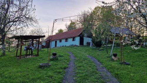 La sălaşul fermecat în Cheile Carasului in Carasova