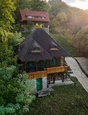 La sat - Mândră Ioană in Bertea