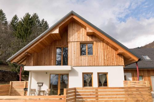 LARCH HOUSE in Cerklje na Gorenjskem