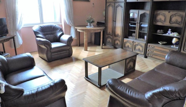 Large 95 m2 apt., 3 min walking to Bacvice beach in Split