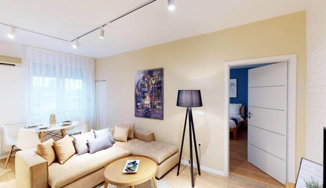 LINA - PRN, Blue Sky Apartment in Qafa Neighbourhood in Pristina