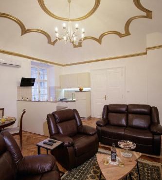 Little Vienna Gold Apartment
