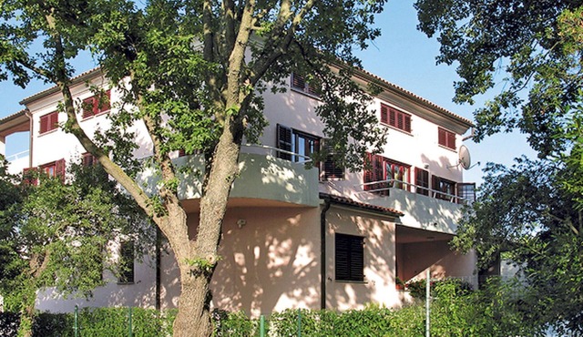 Lorenzin by Interhome in Pula