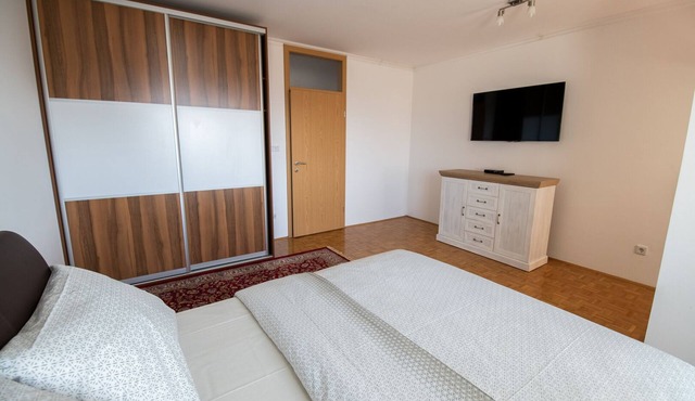 Lovely 1-Bedroom with a free parking - Julphar in Ilijaš