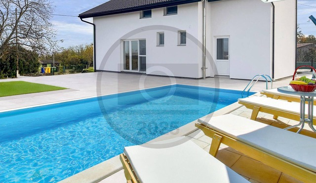 Lovely home in Batina with sauna