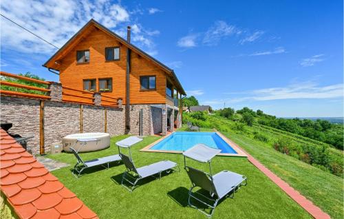 Lovely Home In Grabrovnik With Sauna