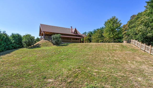 Lovely home in Koprivnica with sauna