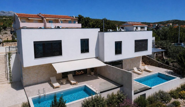 Lovely home in Maslenica