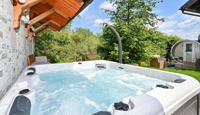 Lovely home in Zagreb with sauna in Zagreb