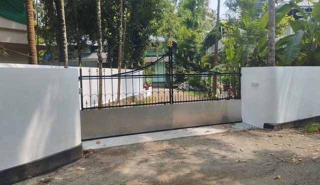 Lush Villa in Kodungallur in Krishnan Kotta