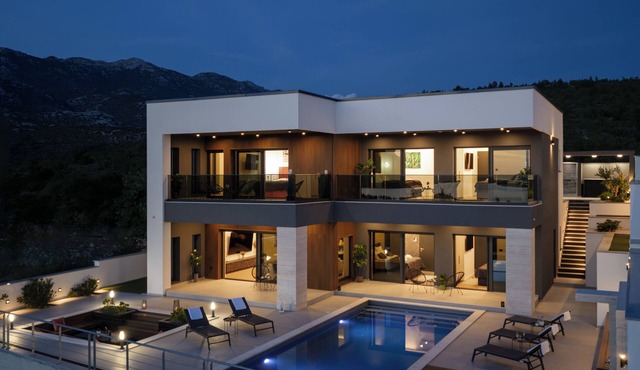 Lux Villa Serenity