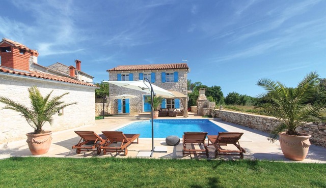 Luxurious home in Hrboki