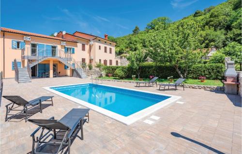 Luxurious Home In Plomin in Plomin
