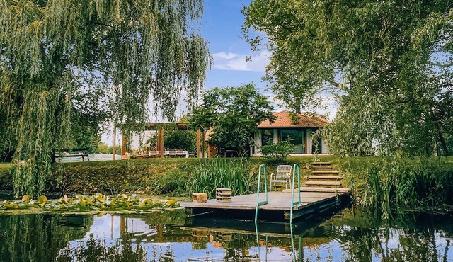 Luxurious home in Rokovci with WiFi
