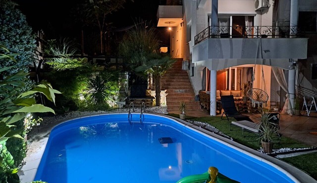 Luxury Apartment in Beautiful Villa Emily With Amazing Sea view