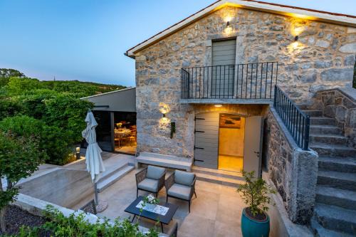 Luxury Jerini Barn