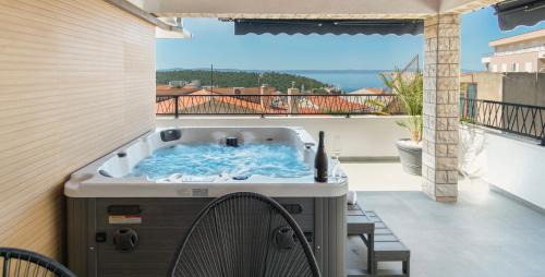 Luxury Residence Nea With Jacuzzi and Sea View